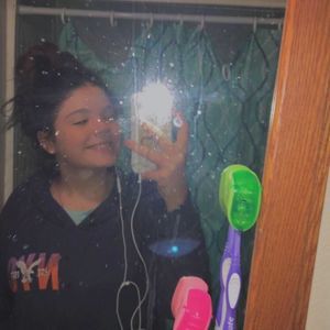 Meet your Posher, Navanah